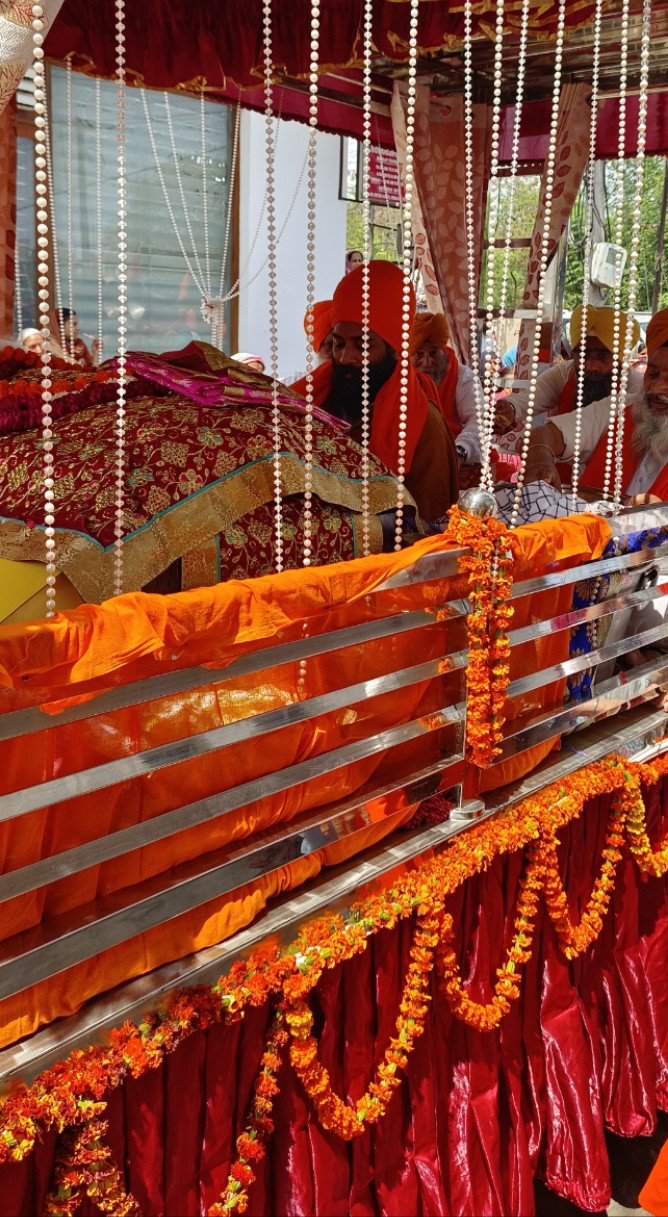 ਵਿਸਾਖੀ ਨੂੰ ਸਮਰਪਿਤ ਰਾਜਪੁਰਾ ਵਿੱਚ ਕੱਢਿਆ ਗਿਆ ਸ਼ਾਨਦਾਰ ਨਗਰ ਕੀਰਤਨ